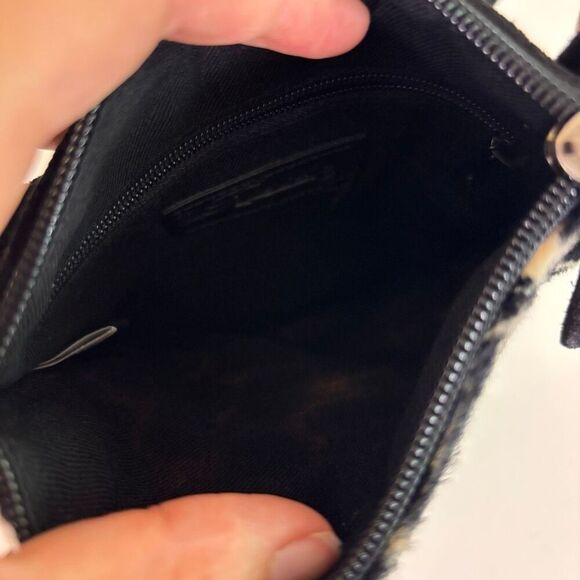 Fossil Black Suede and Animal Hair Giraffe Print Small Crossbody Purse - Picture 6 of 7